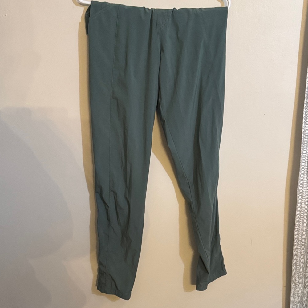 The North Face Women's Green Chinos